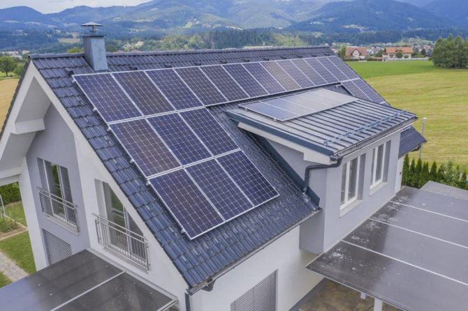 Micro-Inverters That Save Energy